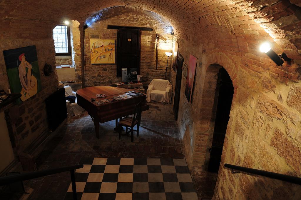 La Residenza Del Bargello Villa กุบบีโอ ภายนอก รูปภาพ